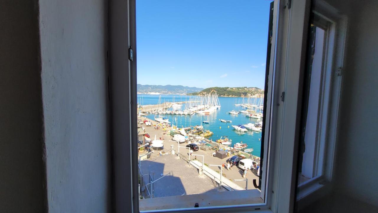 L'Arpara Casa Al Molo Dal Mare Al Castello Lerici Luaran gambar