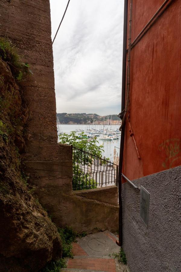 L'Arpara Casa Al Molo Dal Mare Al Castello Lerici Luaran gambar